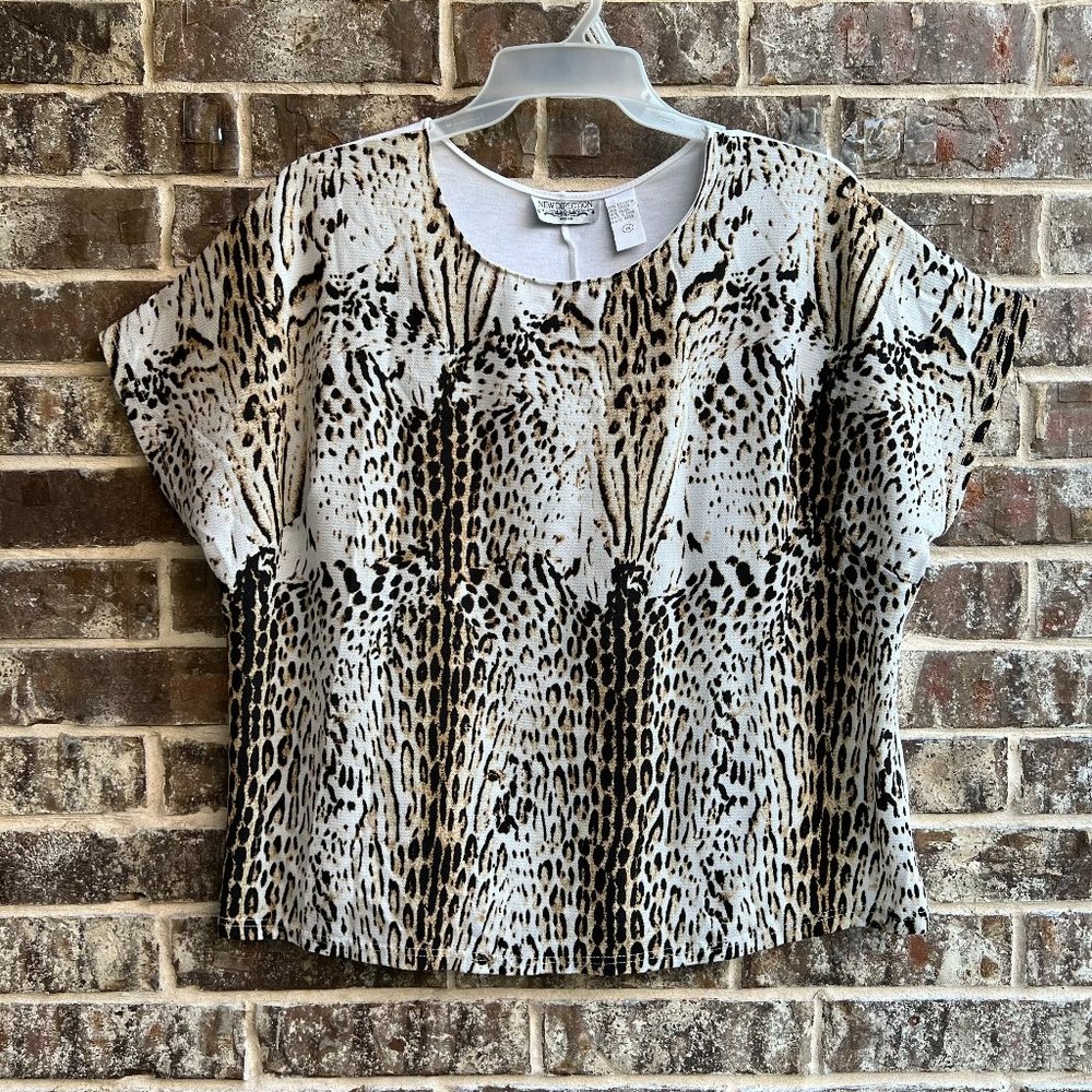 New Directions Women's Short Sleeves Top Blouse Animal Print Front Size 1X